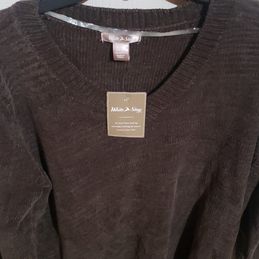 Sweater - Picture 4 of 4